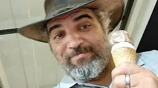 לייב גלידה של ערב. IRL כזה