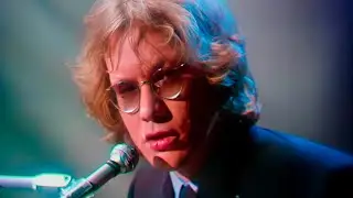 Warren Zevon - Werewolves Of London (Official Music Video) [HD]