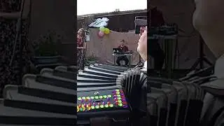 Эх, деревня.