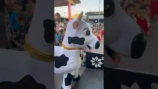 La Vaca Lola para espectáculos infantiles en Tenerife 