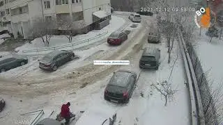 Унесли калитку