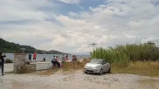 Προσγείωση Jet2 στην Σκιάθο