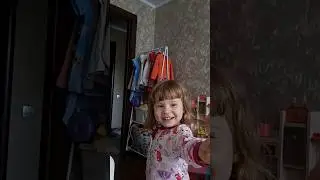 Танечка жадина