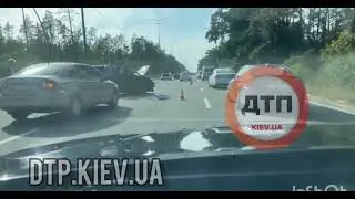 киев. Відео Дтп по окружній , перед поворотом на Пущу, від нашого підписника