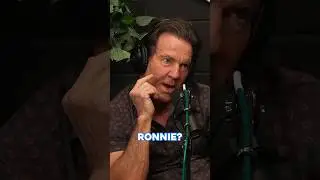 Dennis Quaid Does Amazing Reagan and Clinton Impressions | Howie Mandel Does Stuff