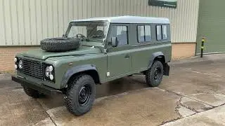 Land Rover Defender 110