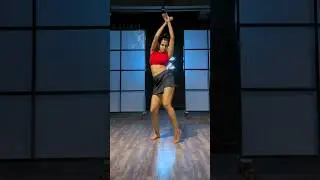 WOW dance cover #furqat #trendingsong #nehabhasin #ytshortsindia