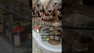 Де можна безкоштовно хильнути чарочку в Будві.