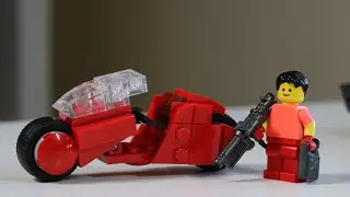 Building Kaneda's bike from AKIRA in lego