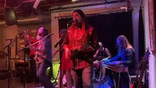 "I Know You Rider" The Wild Honey Collective @ Workshop Brewing (4/15/2023)