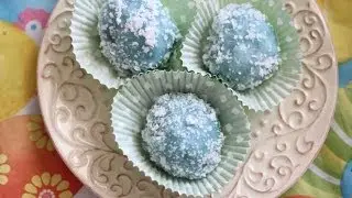 Banh Bao Chi (Vietnamese Glutinous Cake)