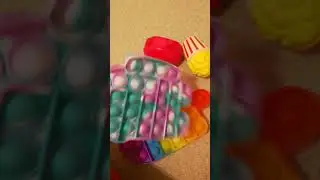 Fidget world Skit