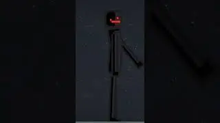 чел смеётся. 
