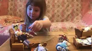 Поиграем в куклы!
