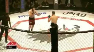 Мамед Халидов уничтожает в 1 раунде Люка «Bigslow» Барнатта