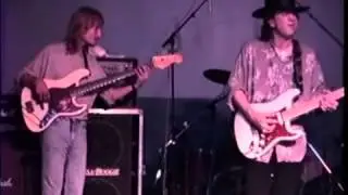 Buddy Guy and Stevie Ray Vaughan - Champagne and Reefer