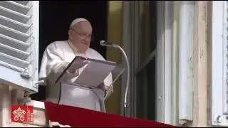 Papa Franjo pozdravlja zbor i orkestar iz Mostara