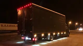 Теперь всё в огнях. Установил боковые фонарики с повторителями на газель некст
