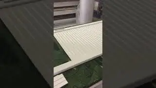 Жалюзийные двери-купе
