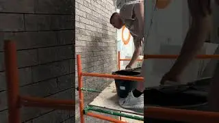 Клеим наш новый кирпич на стендах и понимаем, что это взорвет 🚀 