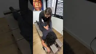 SOLUCIONANDO DOR NO MEIO DAS COSTAS COM QUIROPRAXIA