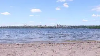На берегу водохранилища