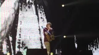 Ed Sheeran- I'm A Mess Live