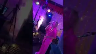 На своем юбилее мы не могли не спеть «Зажгите свечи»🙏 