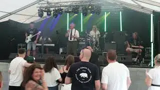 JIMMY TWEED & THE ROACHES @ FERRINGOFEST '23