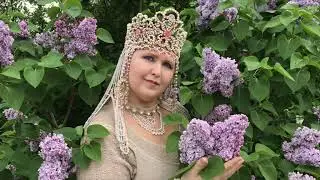 Коруна вышитая в технике 