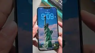 How to Change the iPhone Lock Screen Clock to Liquid Glass in iOS 26
