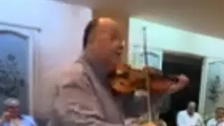 الحب كده - صولو كمان وائل ابو بكر  (ياسعده اللى عرف مرة حنان الحب وحلاوته)