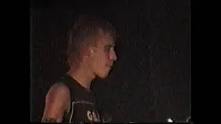 UNDER THE GUN - Soviet. Klub pod Palmą live. Rzeszów 18.10.1997
