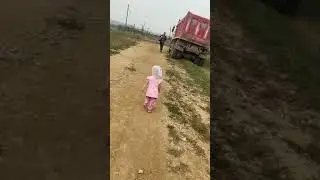 Встречает с рейса 
