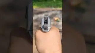 Самый мощный травмат М9Т Стрела. Крошим бутылки в лесу резиной.