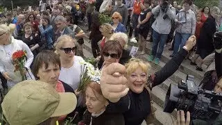 В Одессе вата гуляла...
