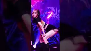 How she swing back up tho😩 #shorts #kpopshorts #itzy #ryujin