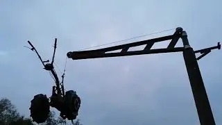 Самодельный подъемный кран высотою 4,8 метра.
