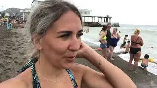 Что творится на пляже в Судаке😯