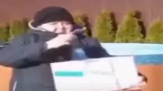 Здравствуйте, вы из компании арифплей, нет я из компании....