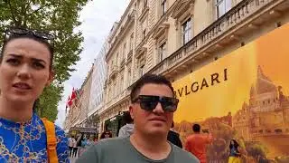 Bulevardul Champs-Élysèes din Paris 😊