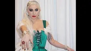 Gwen Stefani & Chelsea Handler vs. Lady Gaga: Who’s Your Fave XMas Elf?