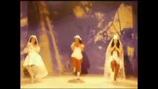 Толстушки International