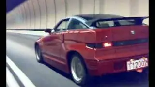 Alfa Zagato SZ SE30 in Hong Kong tunnel