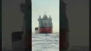 Слабоумие и отвага #shorts #рыбак #ледокол