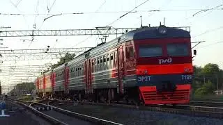 Электропоезд Ленинградской области 8-40: ЭР2Т 7199 Лужское направление (28.06.18)