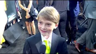 🍭  Jackson Robert Scott co-stars with Bill Skarsgård (Pennywise) & describes him with & no makeup