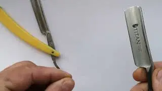Две бритвы: заря Стиз и титан после заточки в Астрахань. +7-918-468-75-92.