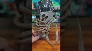 Alien: Romulus Facehugger Phone Holder and Stand! #Alien #AlienRomulus #Facehugger