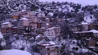 Hacéne Ahres -Taddart- illustrant le village: Ibahlal